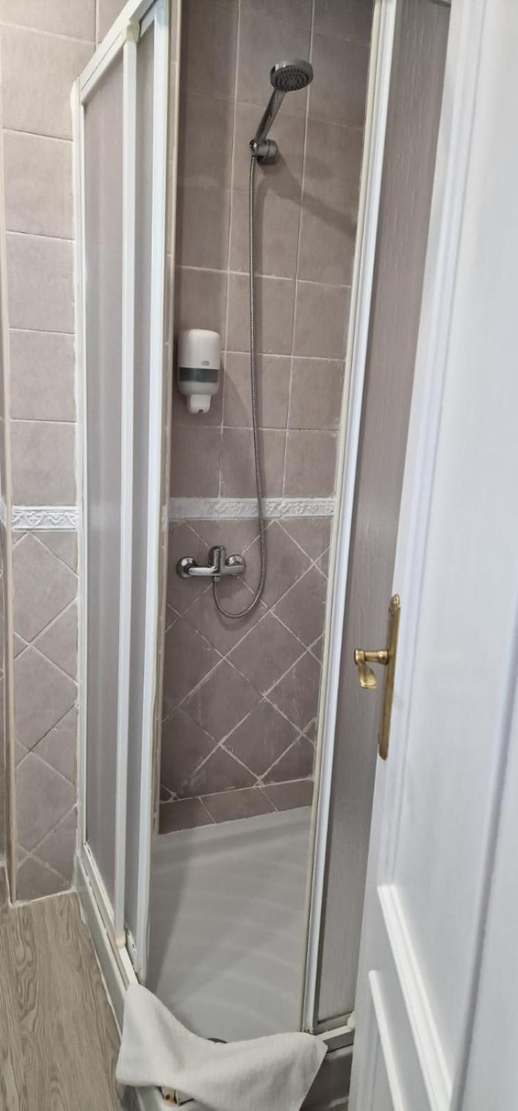 Apartamentos Ana'S Cozy Inns توريمولينوس المظهر الخارجي الصورة
